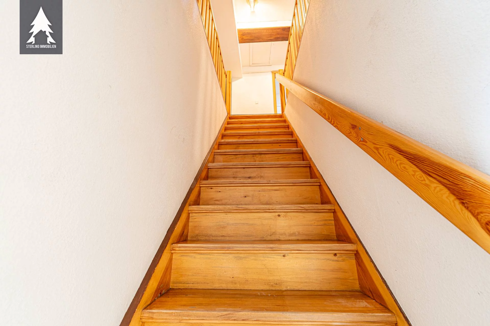Treppe Wohnungstür